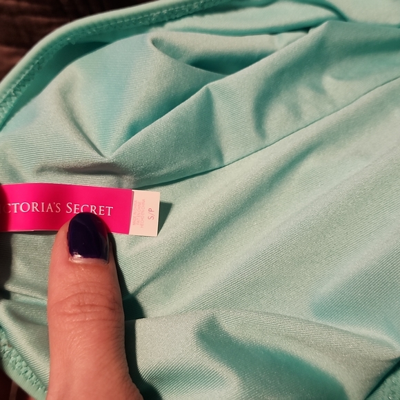 VS Bikini - Picture 2 of 4